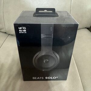 Beats solo3 headphone